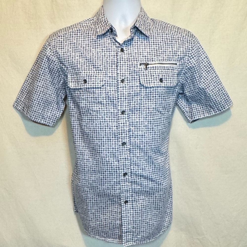 G-146 Men’s Rock & Republic White & Blue Casual Button Down Shirt Size S
